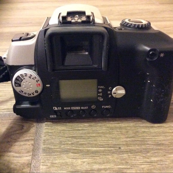 Canon EOS IX7 lite camera - Picture 5 of 5